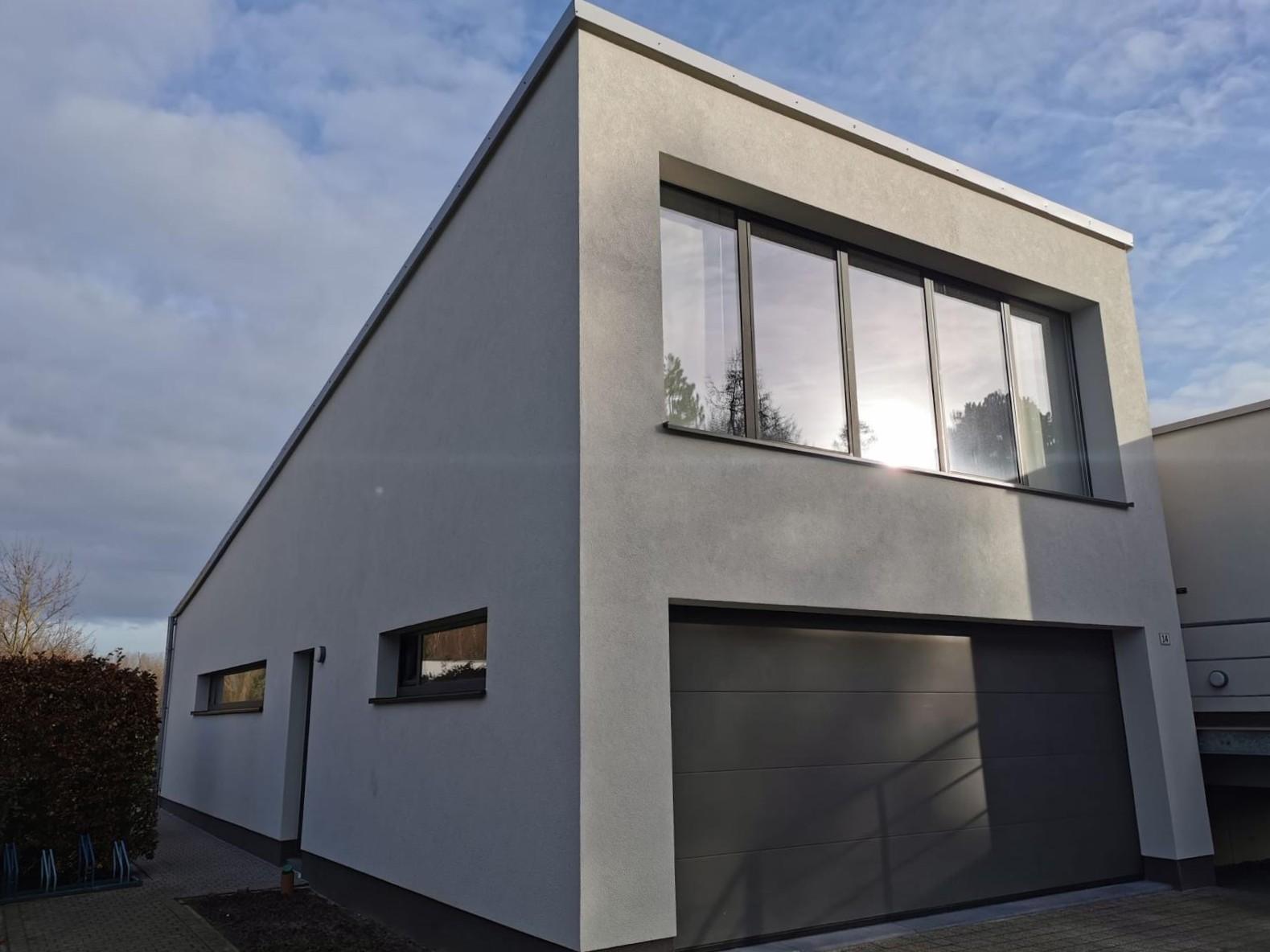 VASTRATEGY — gerenoveerde woning